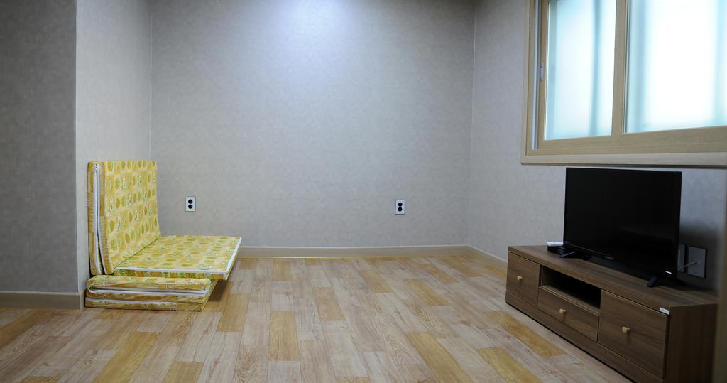 The 1St Andong Hostel Extérieur photo